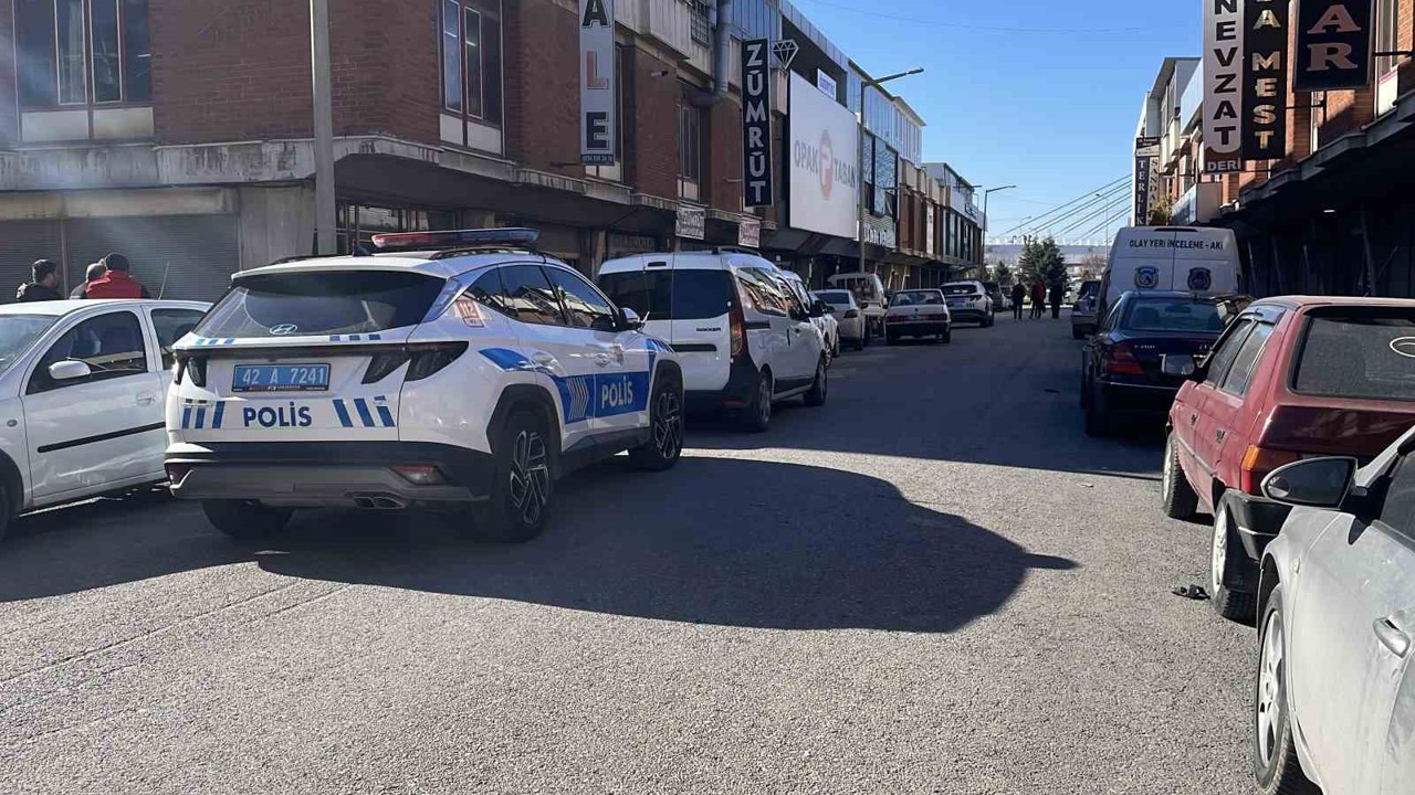 Kunduracıda kavga: 1 kişi bıçaklandı
