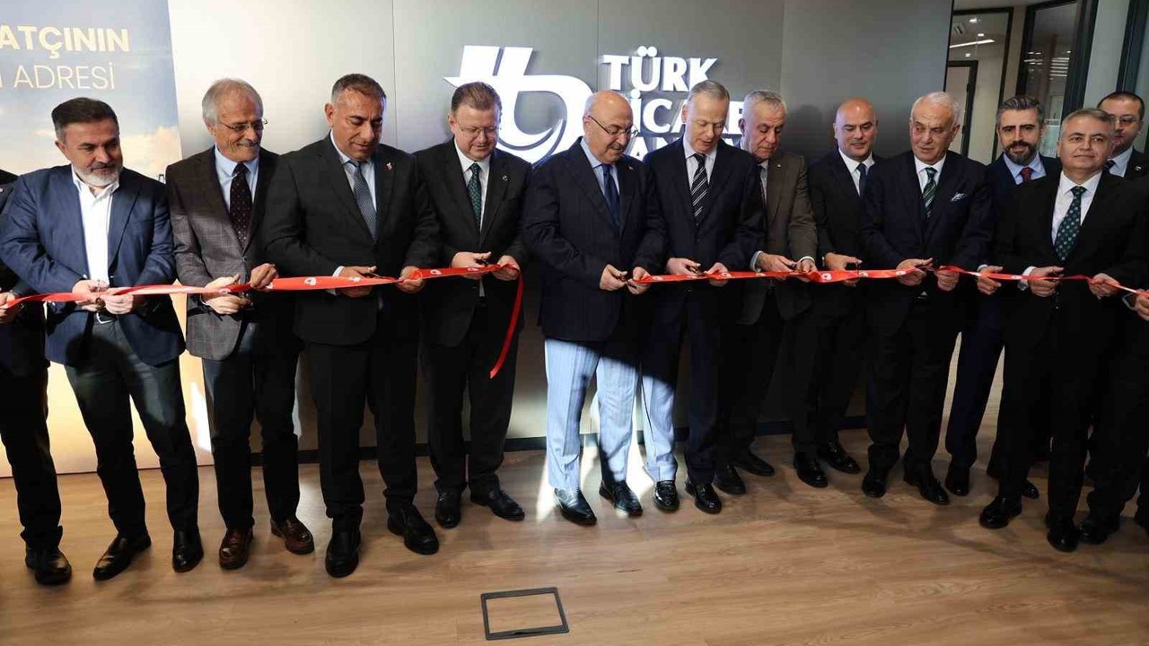 Bakan Yardımcısı Ağar: "Adana’da bu yılın ilk 11 ayında ihracat tutarı yaklaşık 4 milyar dolar seviyesine ulaştı"
