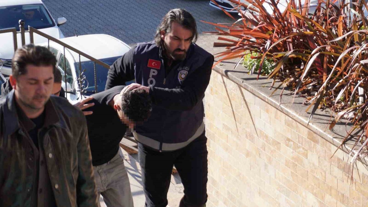 Arkadaşını bıçaklayarak öldüren şahıs tutuklandı
