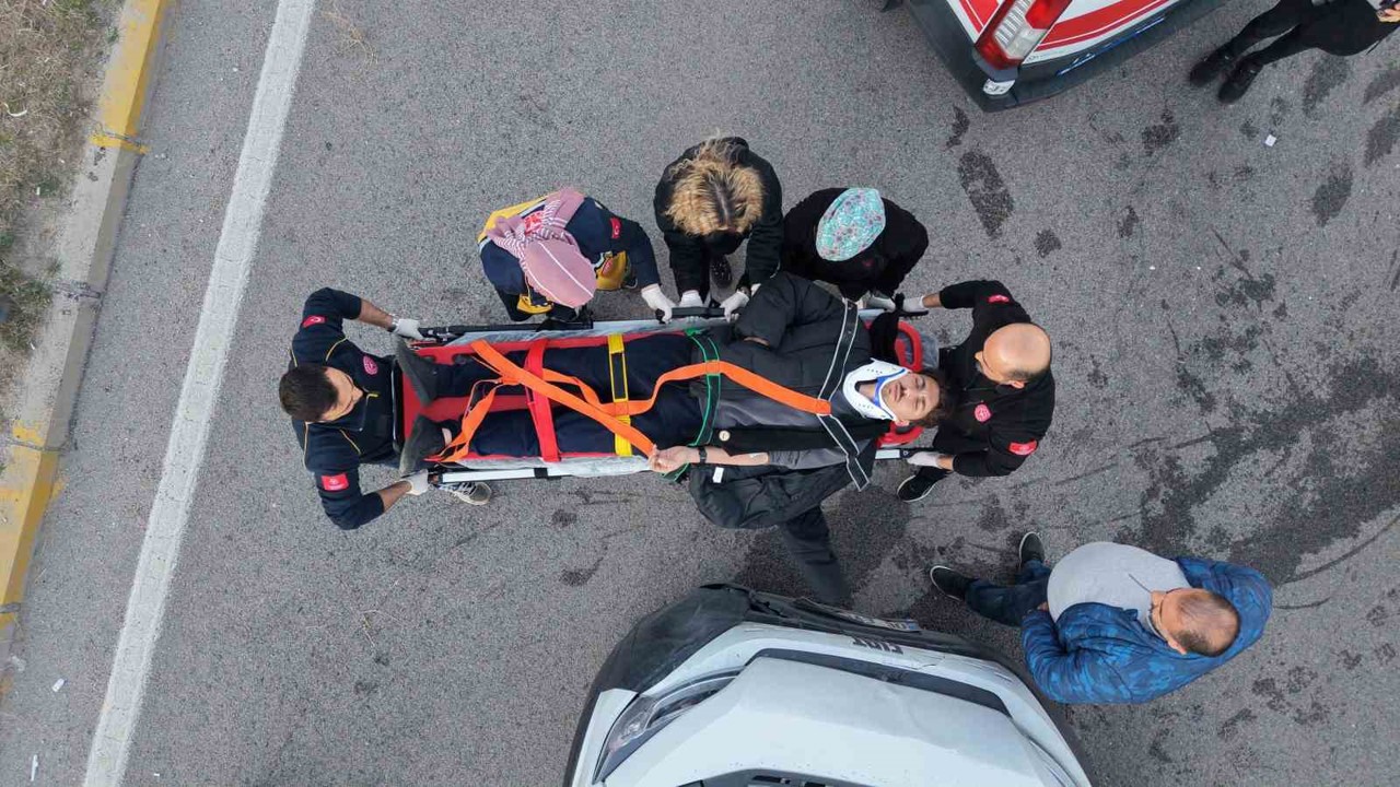 Kırıkkale’de 3 servis aracı çarpıştı: 10 yaralı
