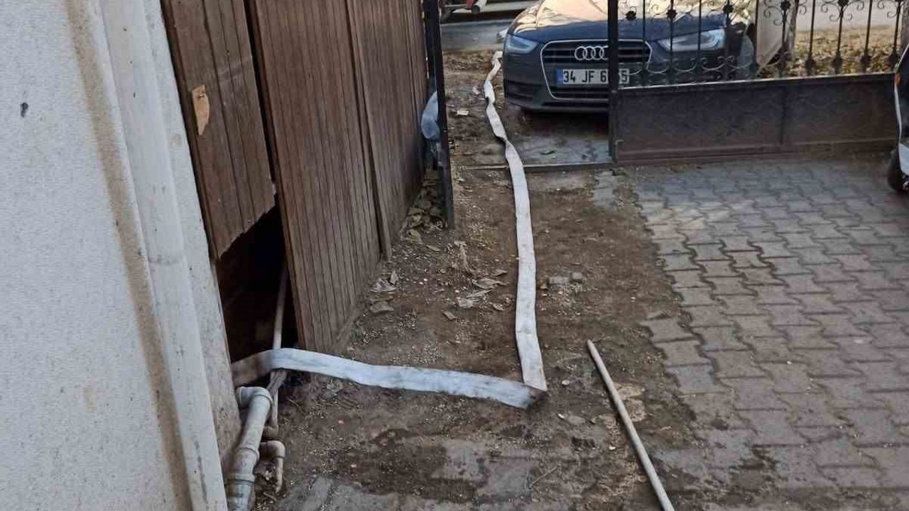 Iğdır’da uzun süreli su kesintilerine vatandaşlardan tepki
