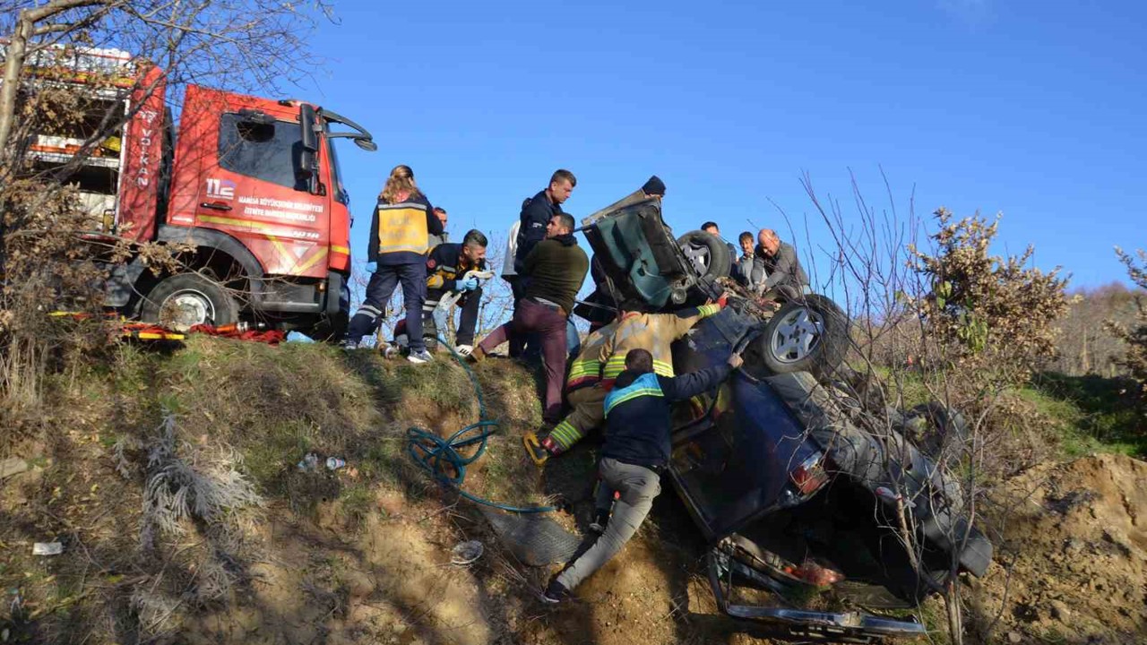Şarampole uçan otomobilin sürücüsü yaralandı
