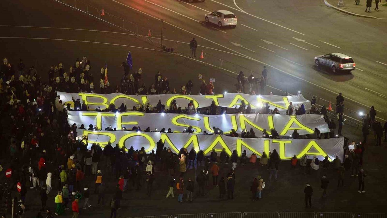Romanya’da yargı reformu talebiyle protestolar devam ediyor
