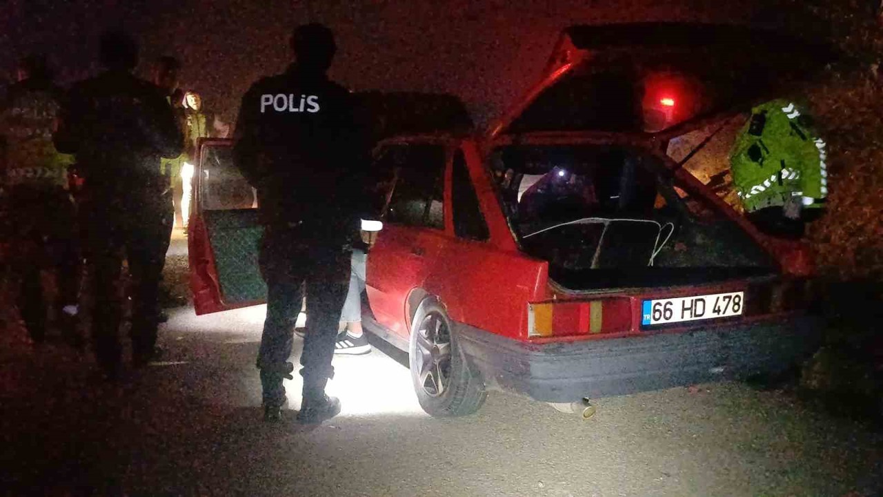 Sahte plakalı otomobil PTS kamerasına takıldı: Ön uyuşturucu testi pozitif çıkan ehliyetsiz sürücüye ceza yağdı
