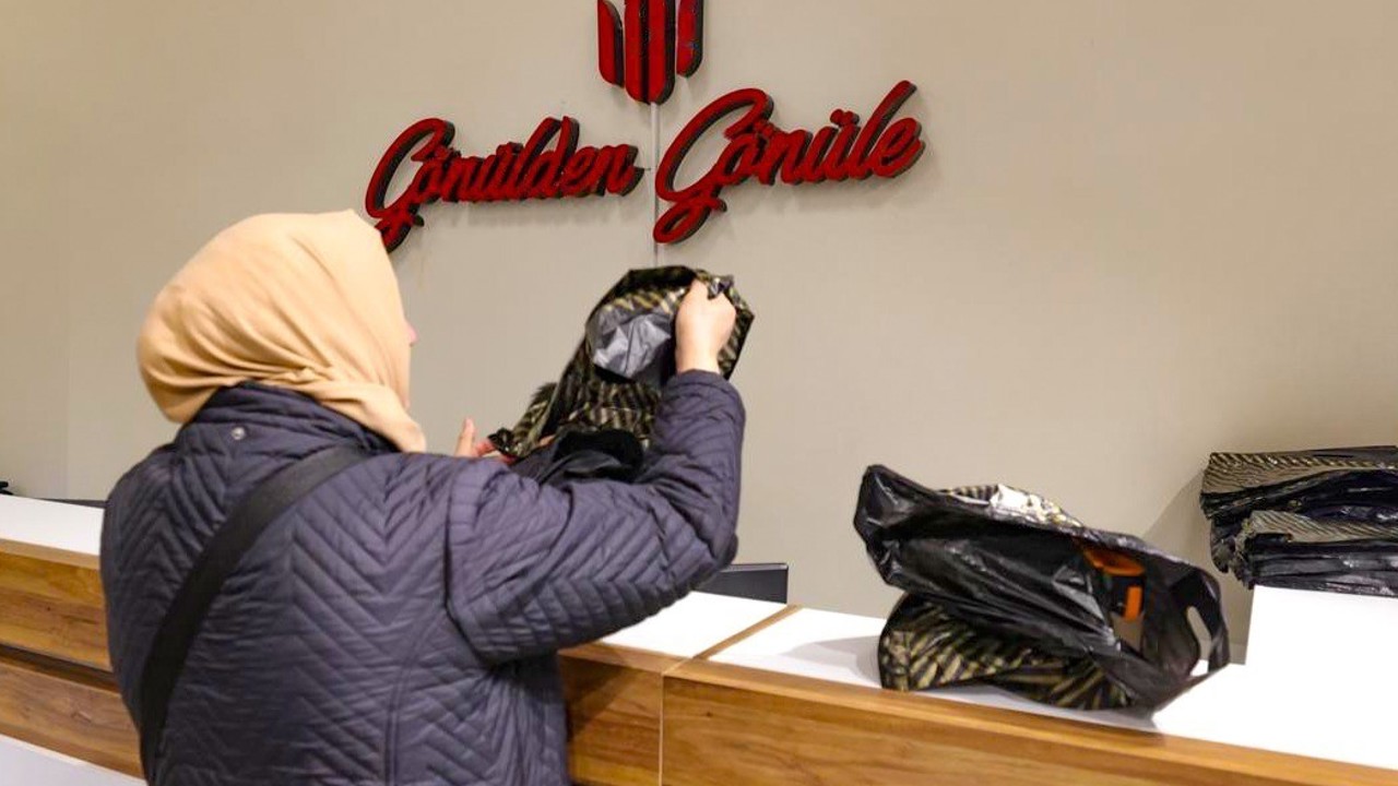Ümraniye’de sosyal dayanışmanın güçlü adresi: "Gönülden Gönüle Giyim Mağazası"
