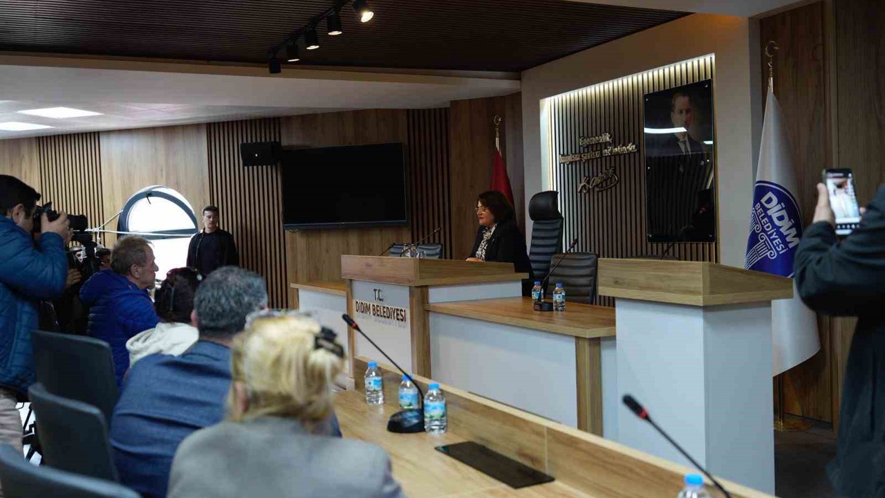 Başkan Gençay, pazaryerleri sürecine ilişkin açıklamalarda bulundu
