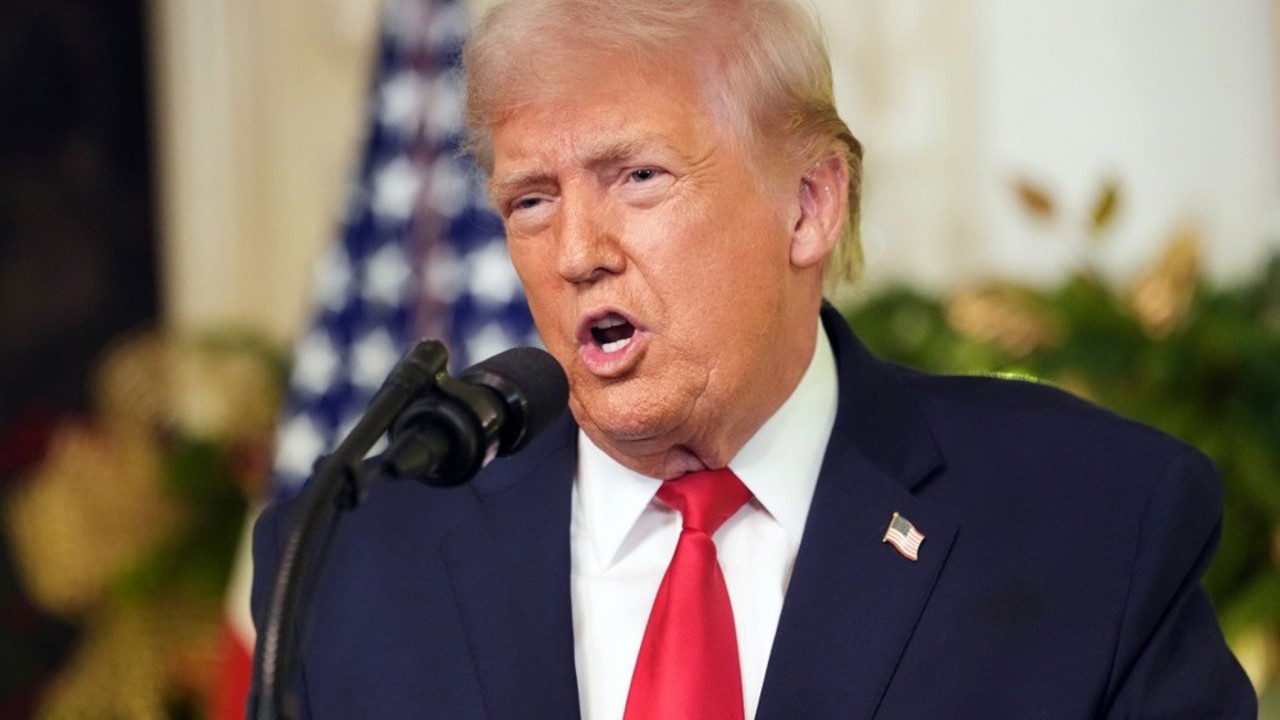 Trump’tan gümrük vergilerinden elde edilen gelirle ABD askerine bin 776 dolar ikramiye
