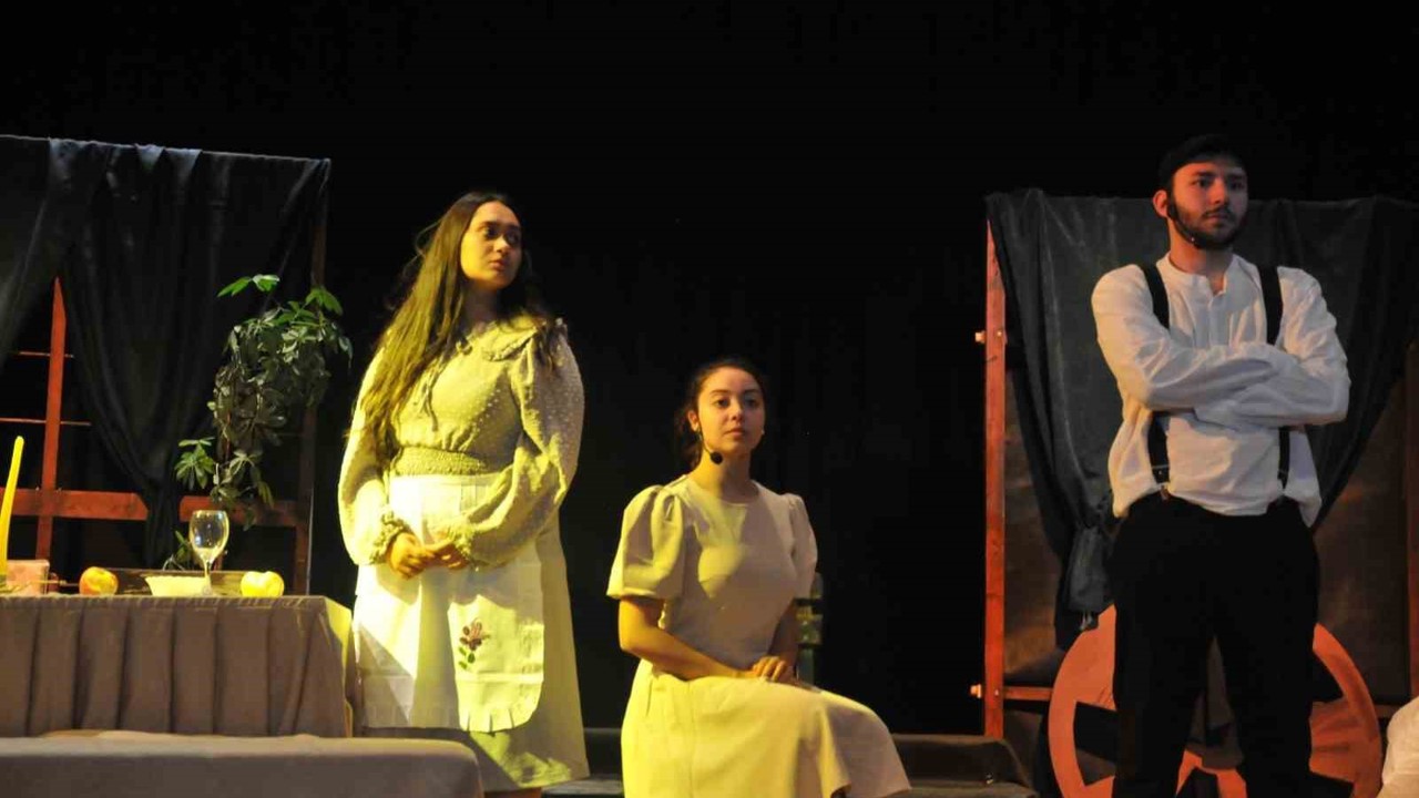 MSKÜ’de tiyatro rüzgarı
