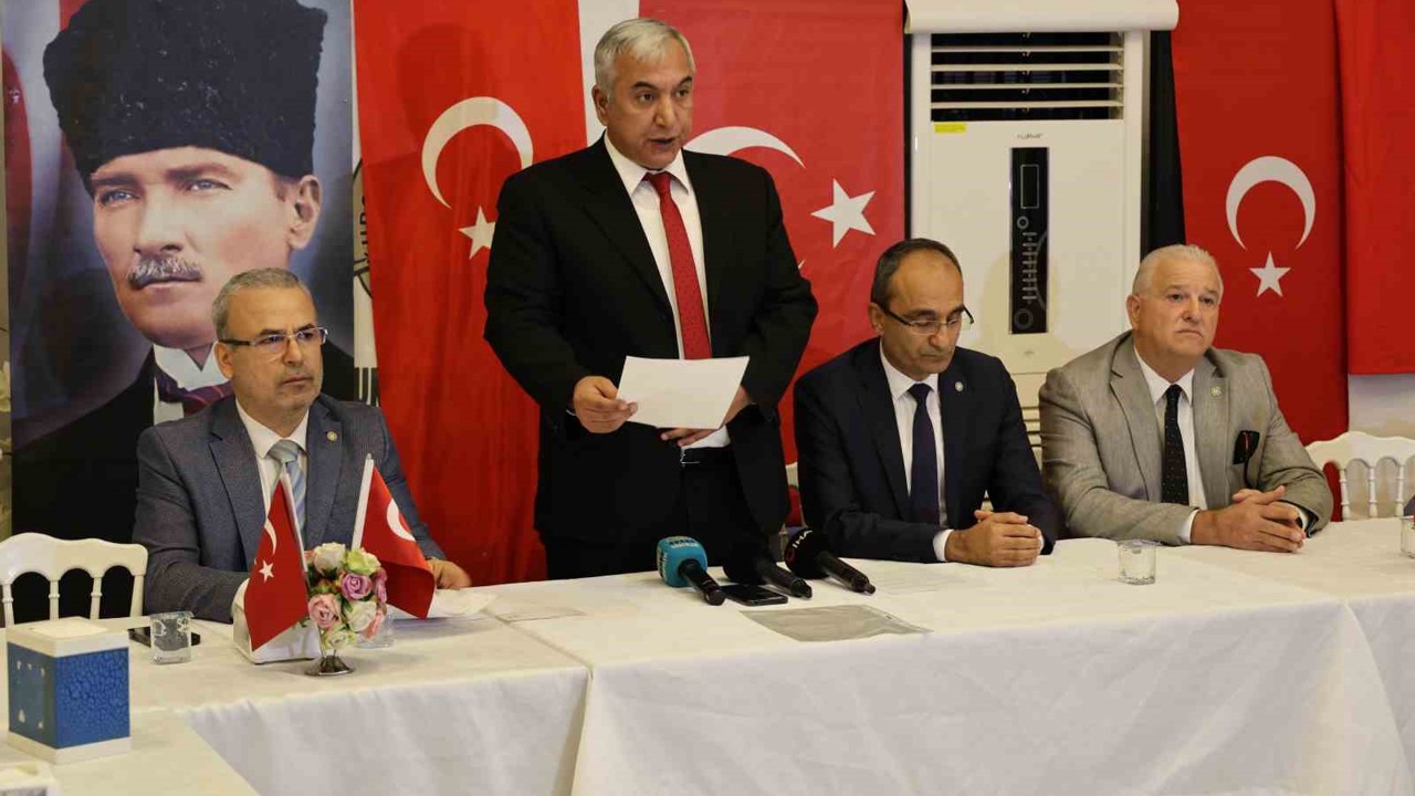 İYİ Parti’den 5 ilçe başkanı istifa etti
