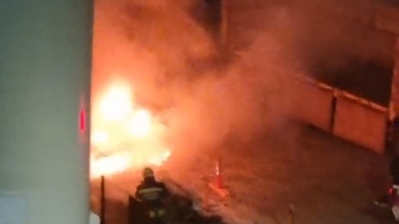 Tekirdağ’da hastane bahçesinde oksijen tüplerinin yanında yangın
