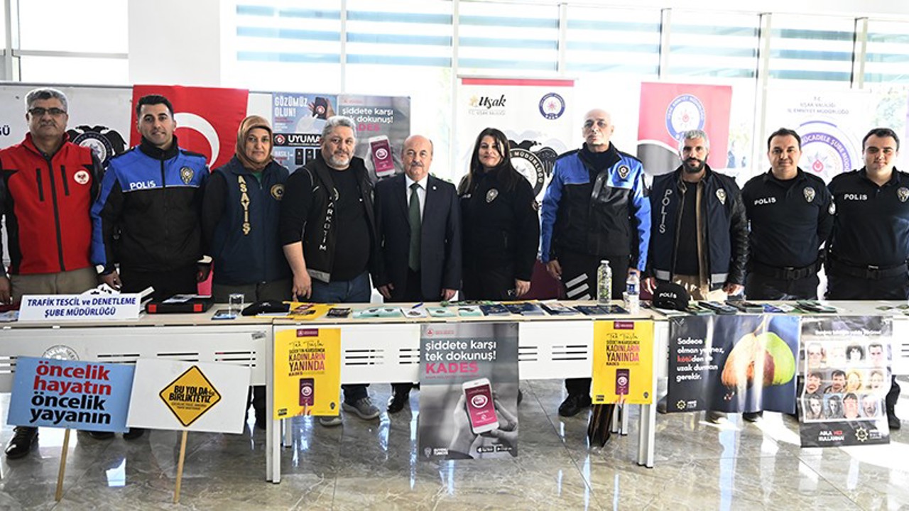 Uşak Üniversitesi Kariyer Günü’25 öğrencileri profesyonellerle buluşturdu
