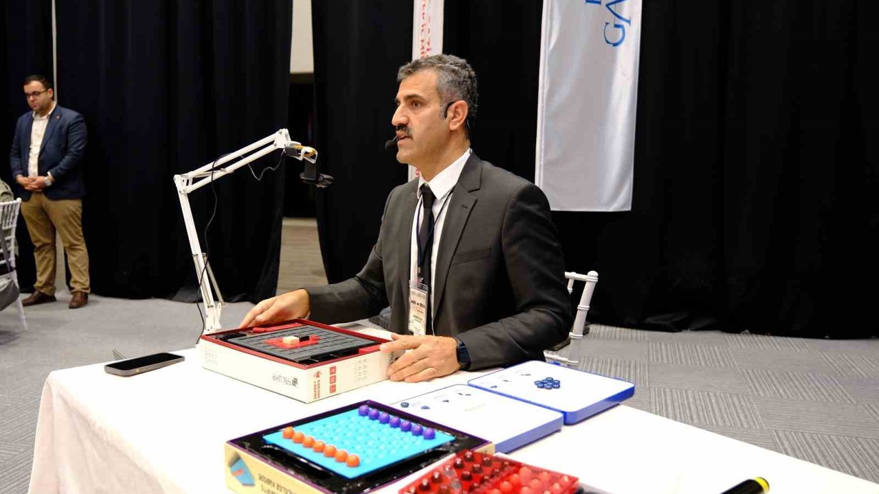 Gaziantep’te öğretmenlere akıl ve zeka oyunları eğitimi
