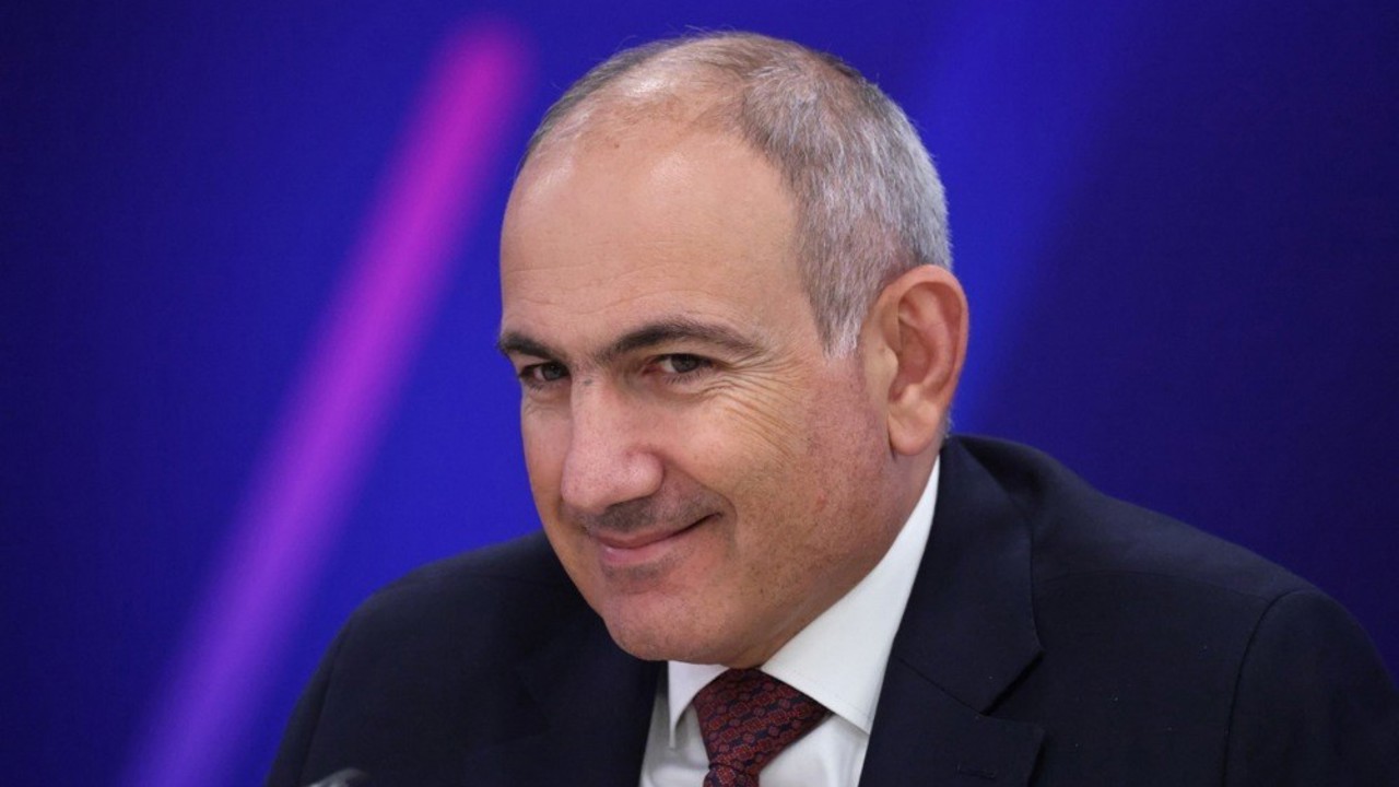 Paşinyan’dan Rusya’ya, Türkiye’ye uzanan demiryollarının yeniden inşa edilmesi talebi
