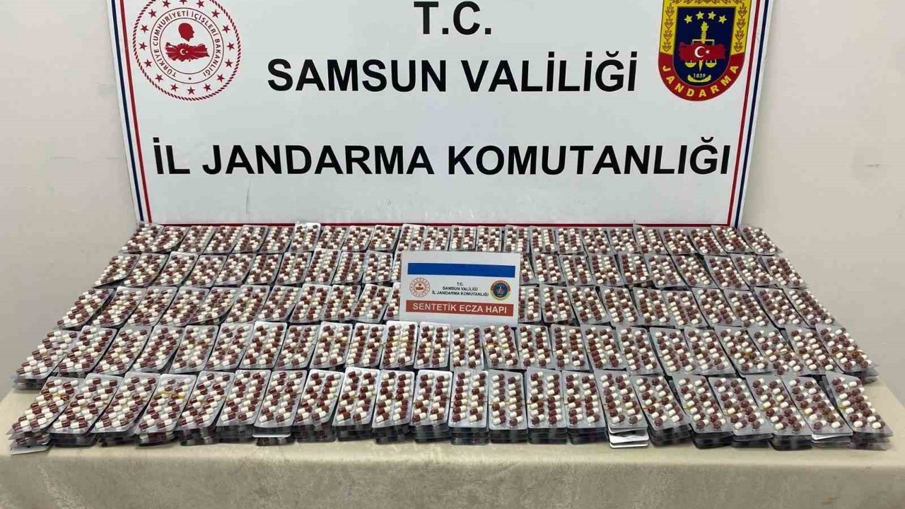 Samsun’da 6 bin 621 adet uyuşturucu hap ele geçirildi
