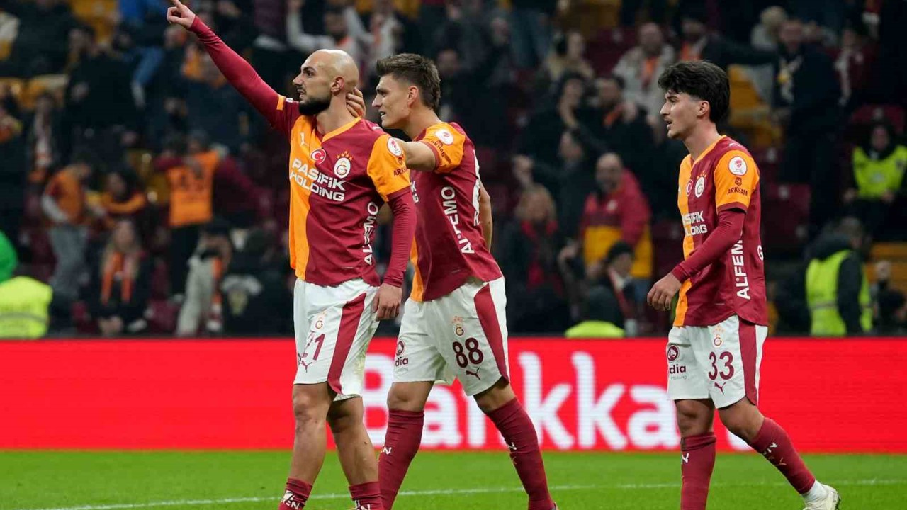 Ziraat Türkiye Kupası: Galatasaray: 1 - RAMS Başakşehir: 0 (İlk yarı)
