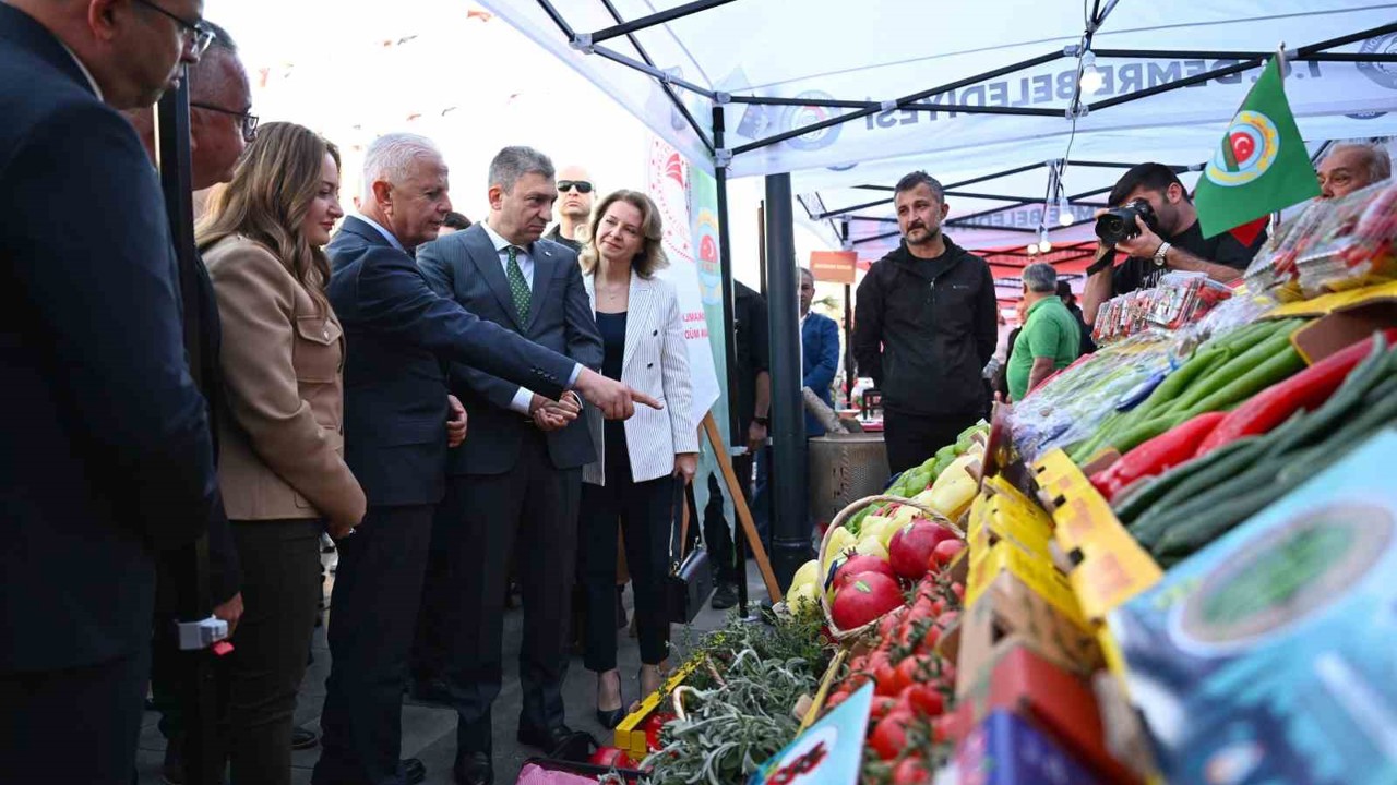 Demre’de coğrafi işaret başvurusu yapılan ürünler festivalde tanıtıldı
