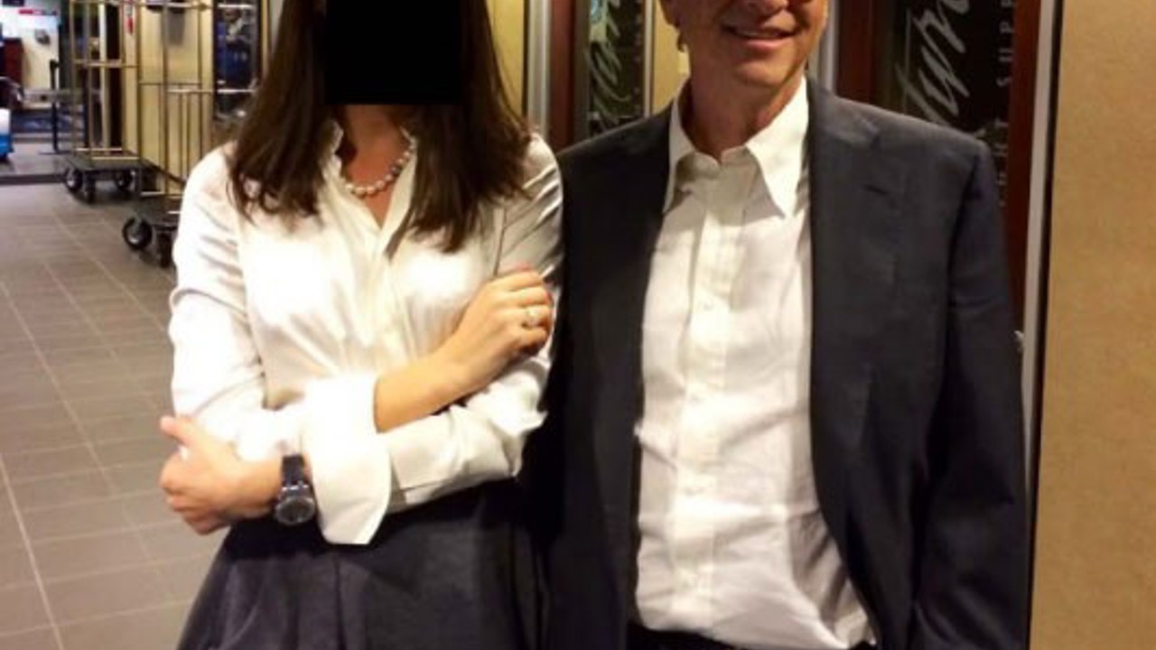 ABD’li Demokratlar, cinsel istismar suçlusu Epstein dosyasında yer alan 68 yeni fotoğraf yayınlandı
