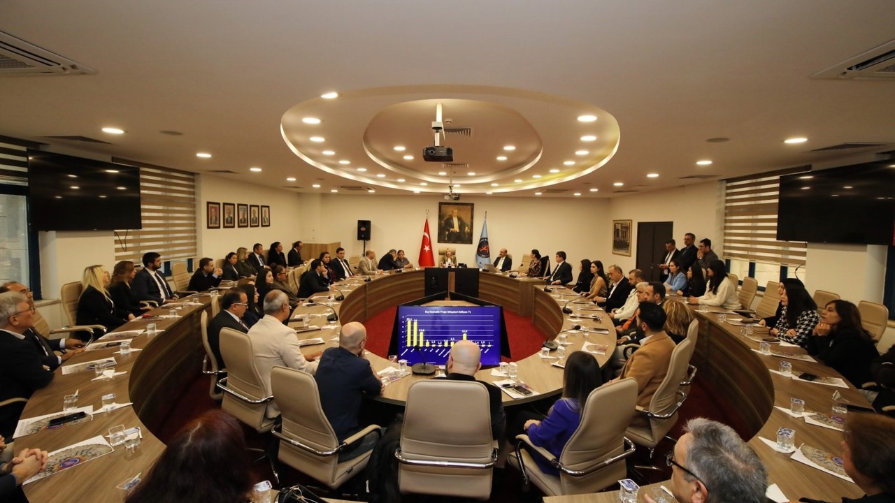 Akdeniz Üniversitesi’nde başarılı akademisyenler ödüllendirildi
