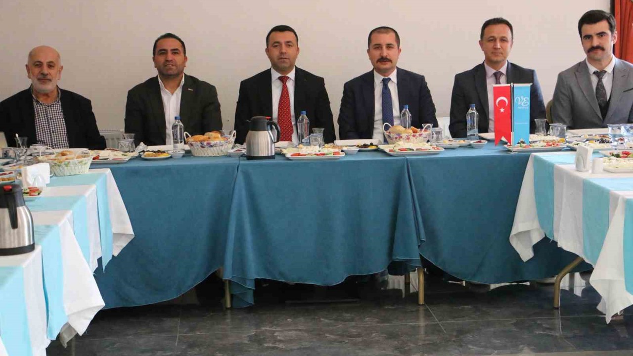 Bölge turizminin kalkınması için seyahat acenteleri ve rehberler buluştu
