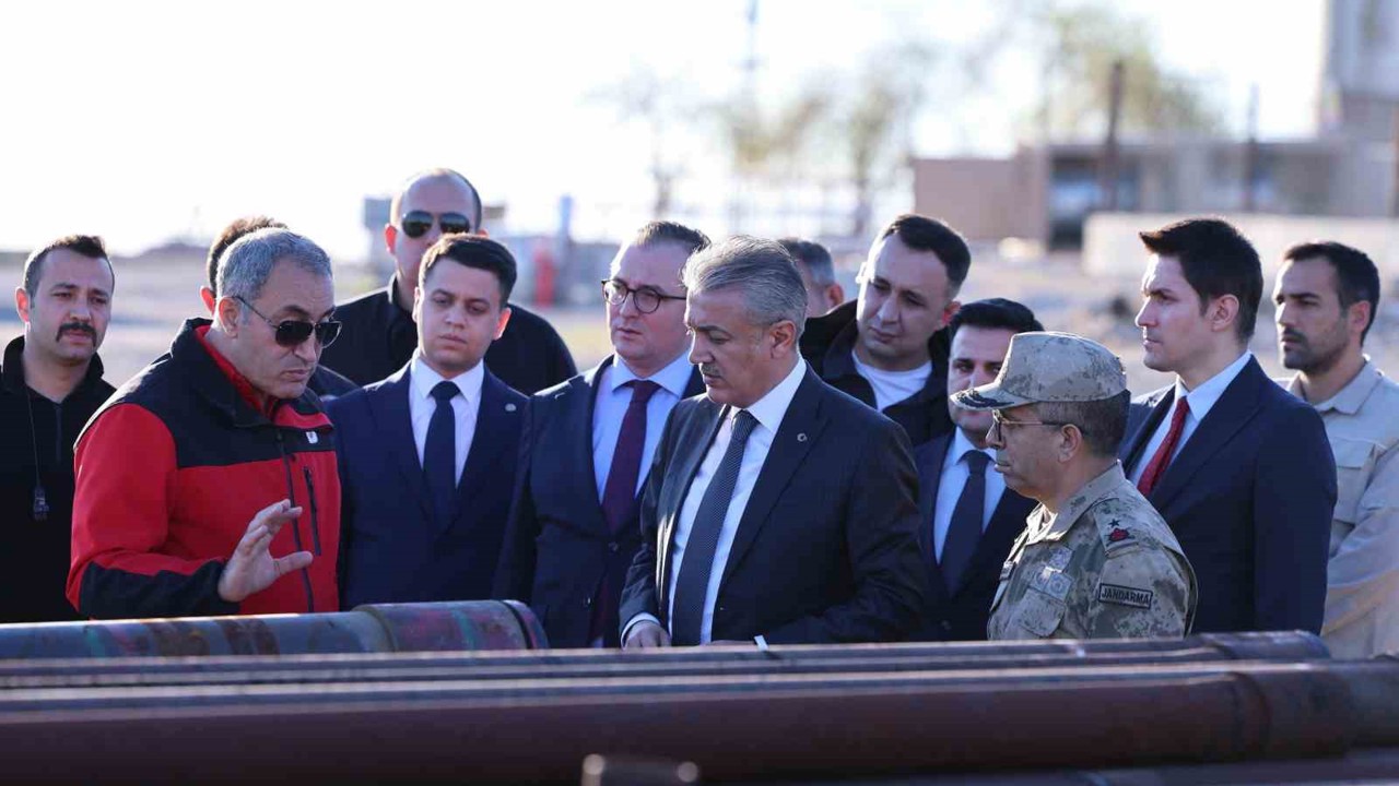 Vali Akkoyun Nusaybin’de muhtarlarla istişare toplantısı düzenledi
