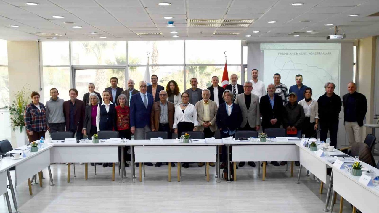 Priene Antik Kenti Danışma Kurulu ilk toplantısını Söke Belediyesi ev sahipliğinde yaptı
