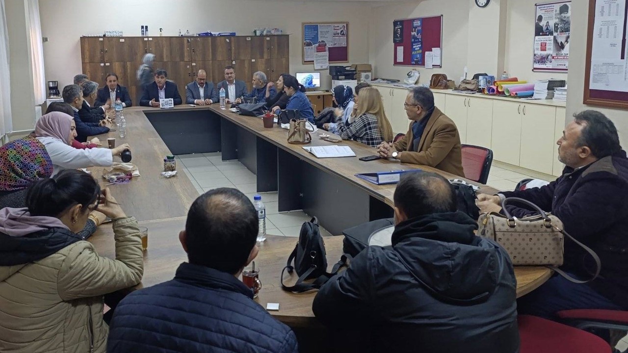 Eğitim-Bir-Sen Manisa 1 No’lu Şube Alaşehir’de eğitim paydaşlarıyla buluştu
