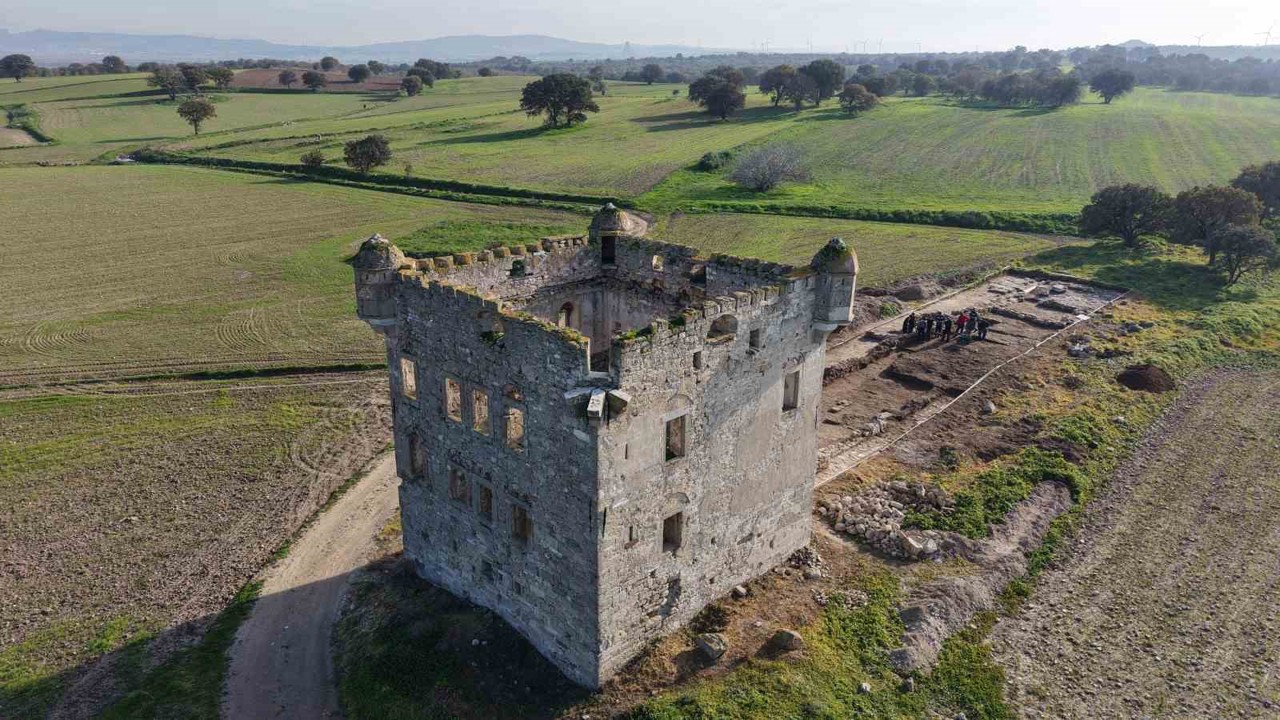 Cezayirli Hasan Paşa Köşkü’nü gün yüzüne çıkarmak için çalışmalar devam ediyor
