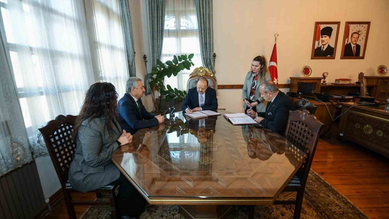 Taşköprü Belediyesi, 2 milyon liralık hibe desteğiyle yaşlılara evde bakım desteği sağlayacak
