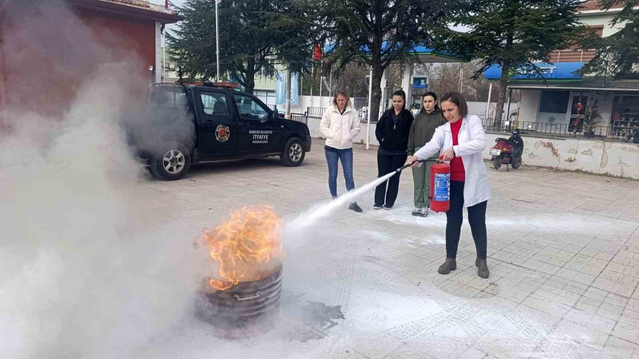 Babaeski’de aile sağlık merkezlerinde yangın eğitimi verildi
