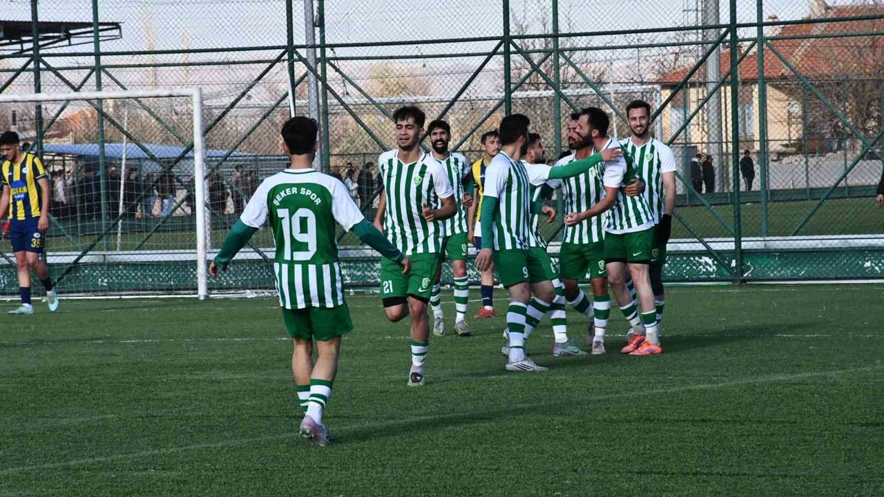 Zirvede Şekerspor damgası
