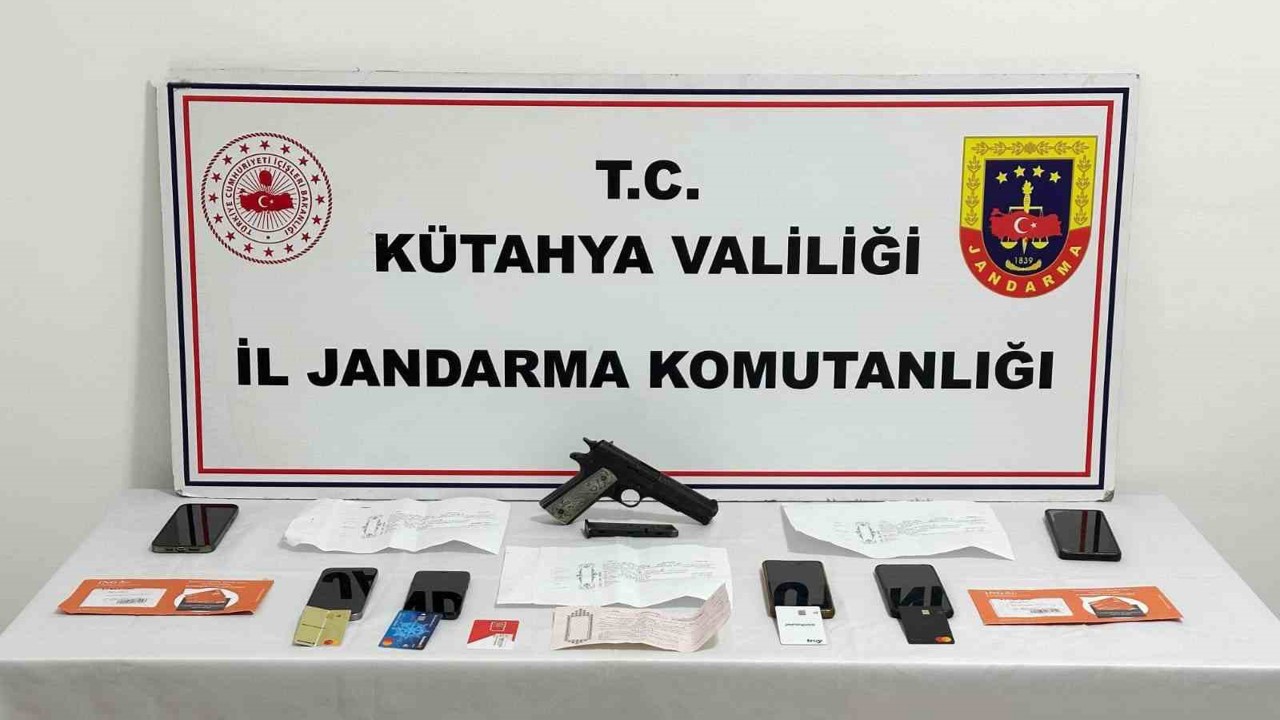 Jandarmadan siber dolandırıcılık operasyonu, 2 tutuklama
