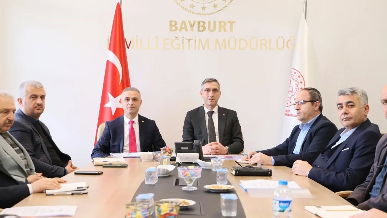 Bayburt’ta Açık Öğretim Kurumları Sınav Yürütme Kurulu toplandı
