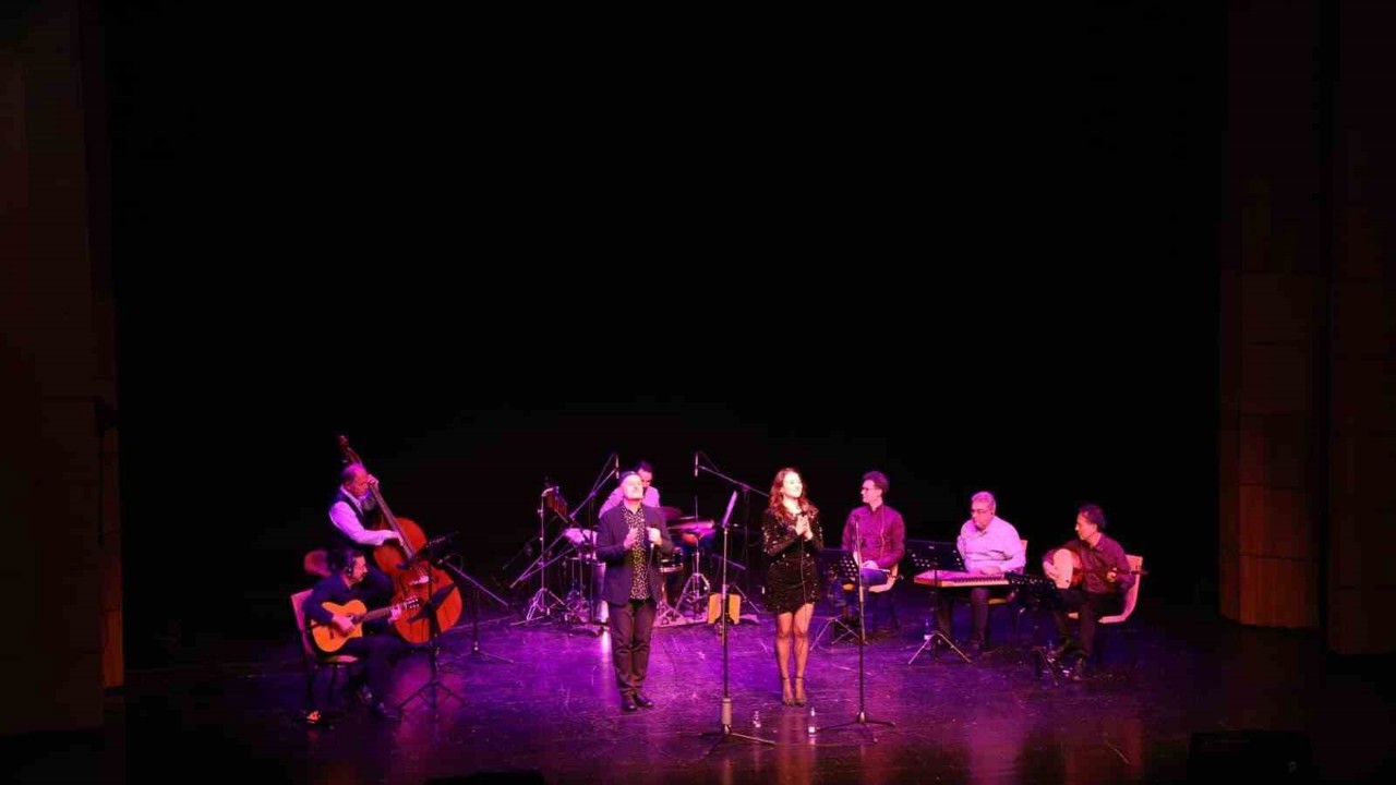 İncesaz Samsun’da sahne aldı
