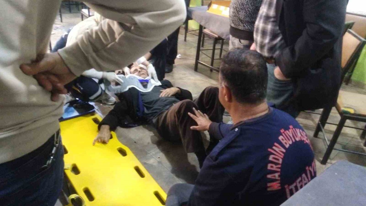 Mardin’de kıraathanede tavan çöktü: 2 yaralı
