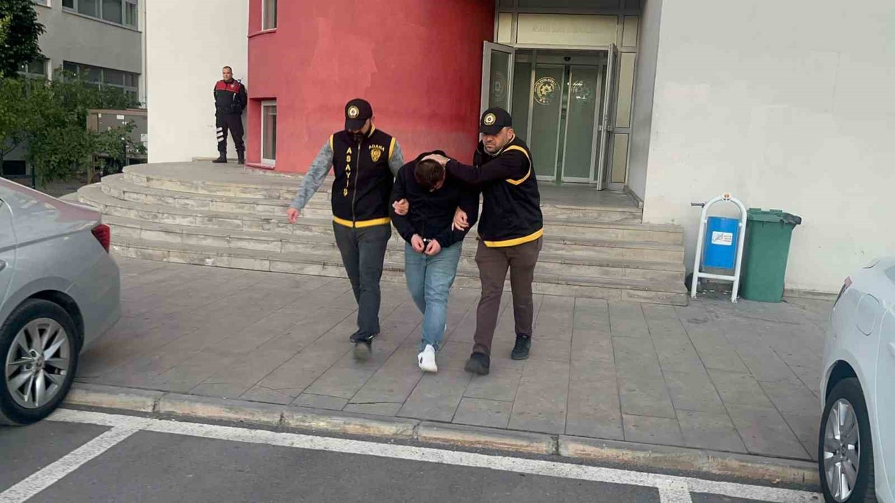 Adana’da 254 suç ve 25 yıl hapisle aranan firari hükümlü yakalandı
