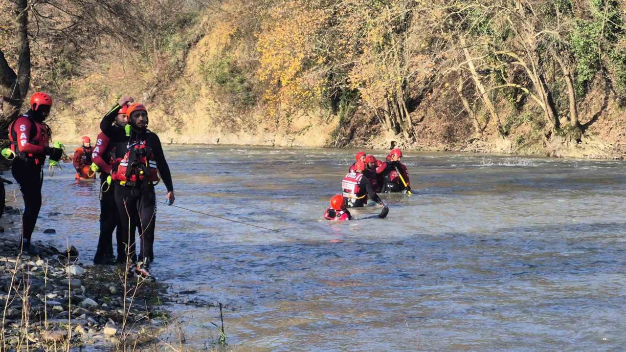 Melen’de bu kez rafting heyecanı değil, hayat kurtarma mücadelesi yaşandı

