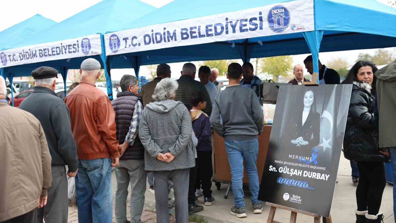Didim’de merhume başkan Durbay için lokma hayrı düzenlendi
