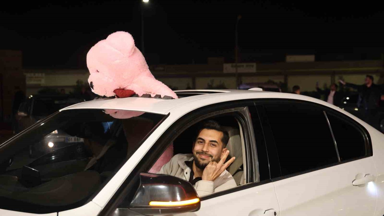 Modifiye tutkunları Kozan’da buluştu
