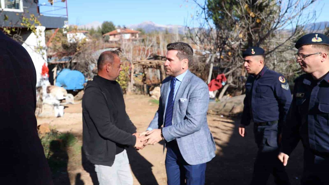 Tavas Belediyesinden yangında evleri kül olan aileye konteyner ev desteği
