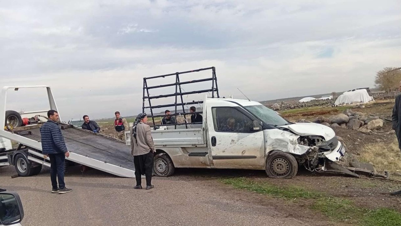 Diyarbakır’da pikap şarampole uçtu: 1 yaralı
