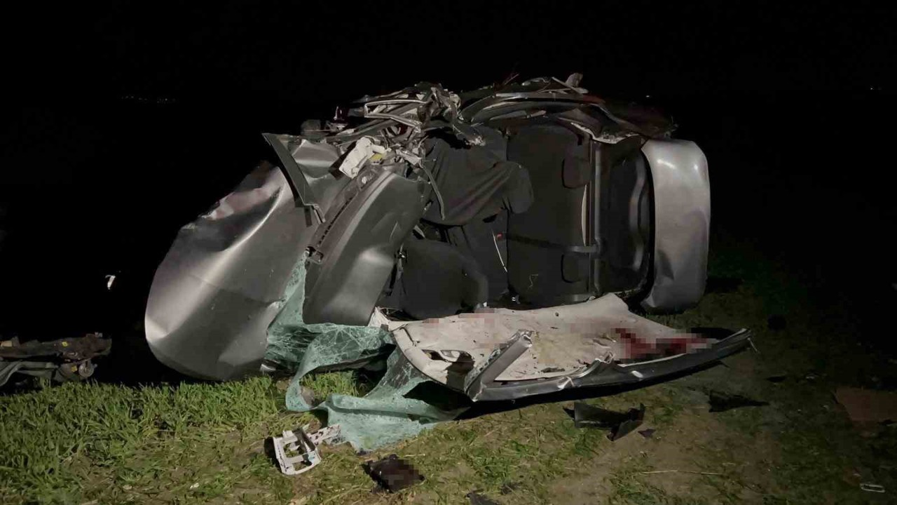 Çanakkale’de 5 kişinin ölümüyle sonuçlanan kaza genç çifti birbirinden ayırdı
