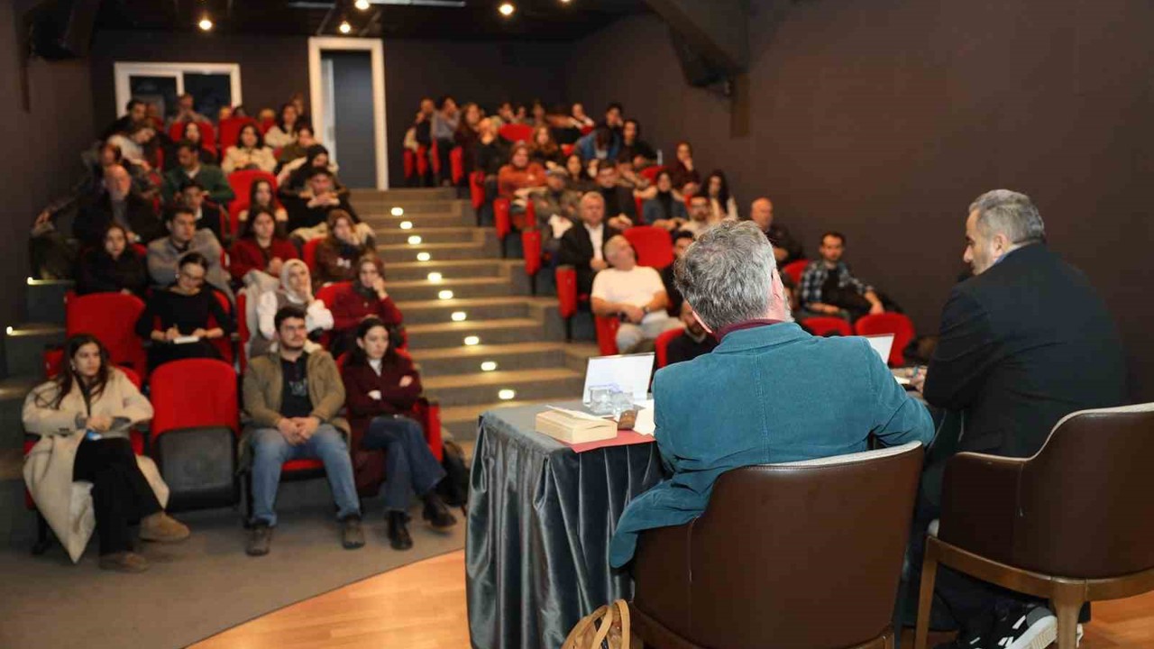 Oğuz Atay, Sakarya’da düzenlenen söyleşide anıldı
