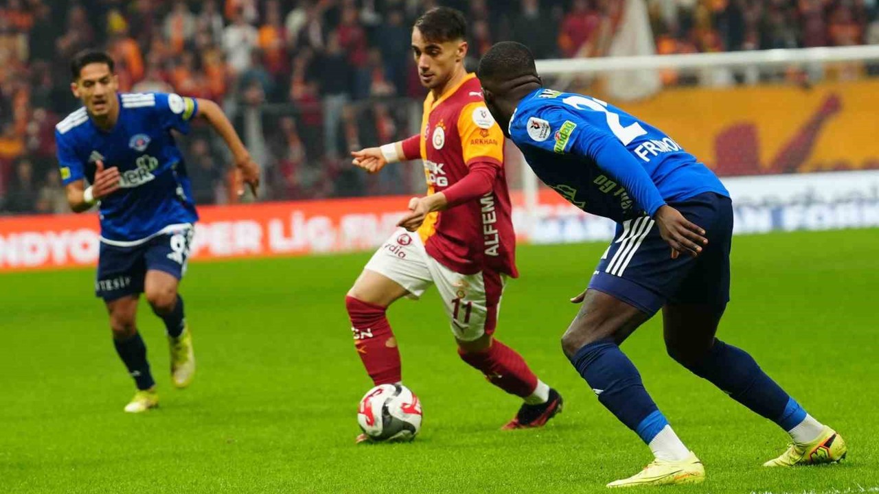 Trendyol Süper Lig: Galatasaray: 1 - Kasımpaşa: 0 (Maç devam ediyor)
