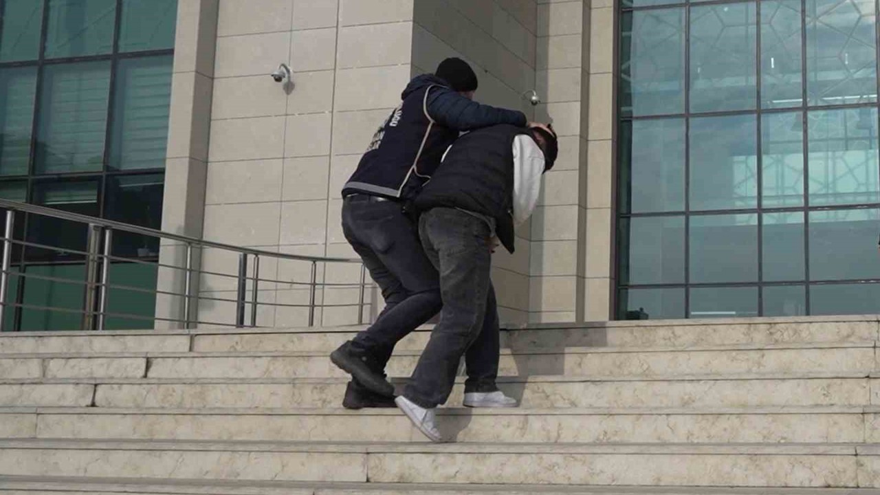 "Gasp" ve "şantaj" iddiasıyla mahkemeye sevk edilen 2 şüpheliye adli kontrol
