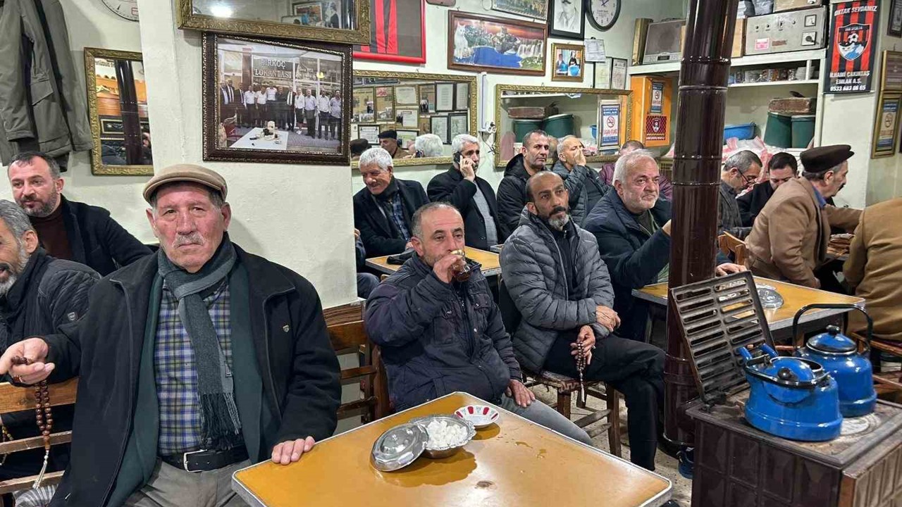 Van’da soba başında 83 yıllık çay geleneği
