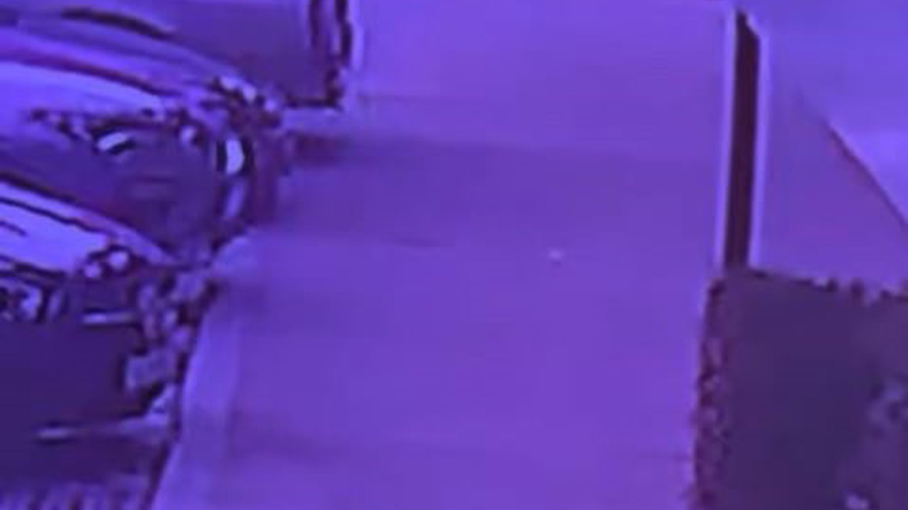 Başakşehir’de kaldırımda yürüyen yayalara otomobil çarptı
