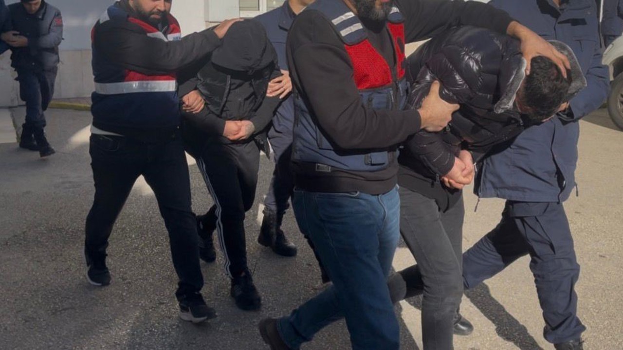 Bursa’da narkotik operasyonları: Zehir tacirlerine darbe üstüne darbe
