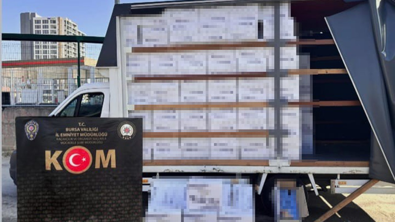 Bursa’da 3 milyon 410 makaron ele geçirildi
