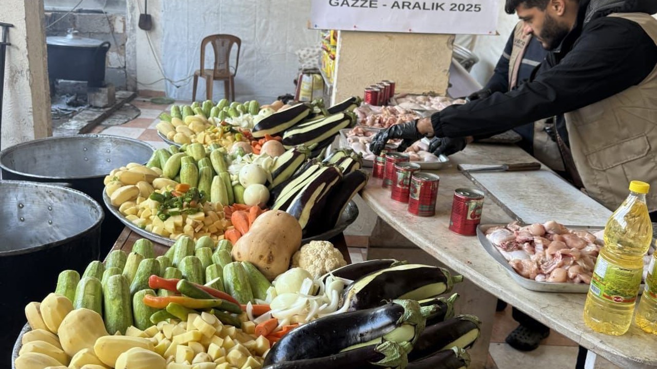 Vatan Sevdalıları Vakfı’ndan Gazze’ye yardım eli
