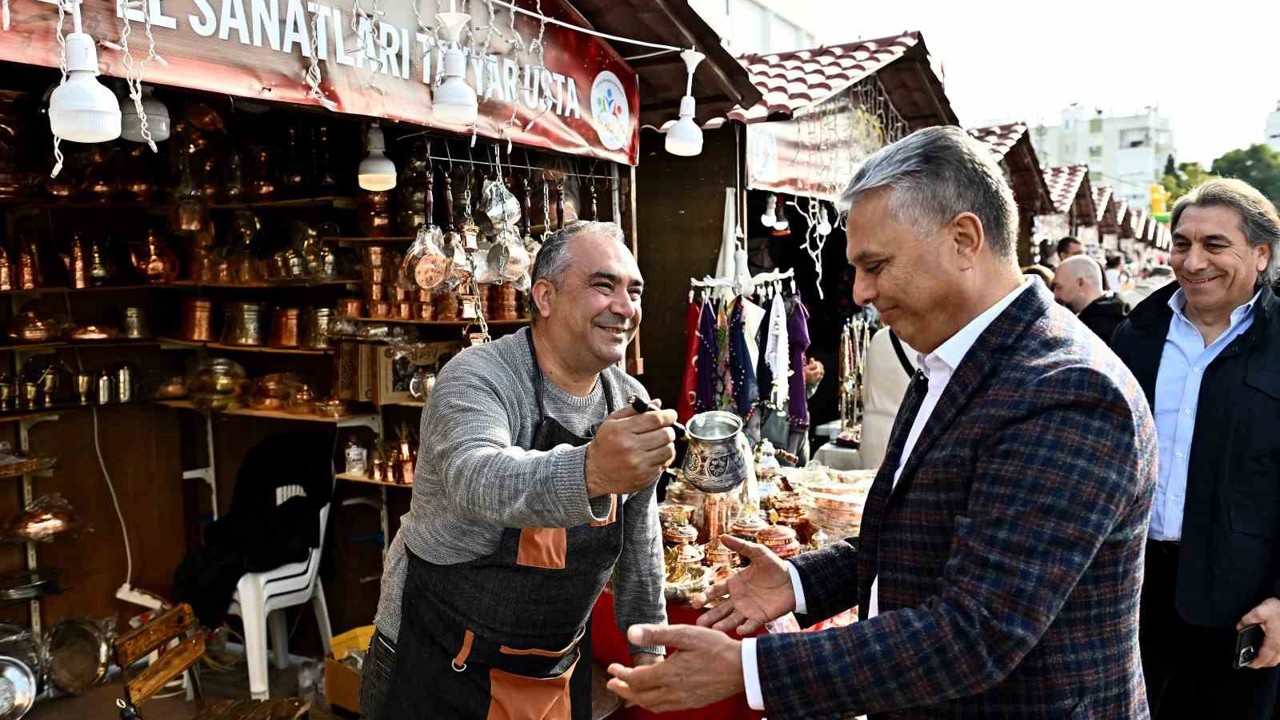 Başka Uysal’dan Yeni Yıl Çarşısı’na davet
